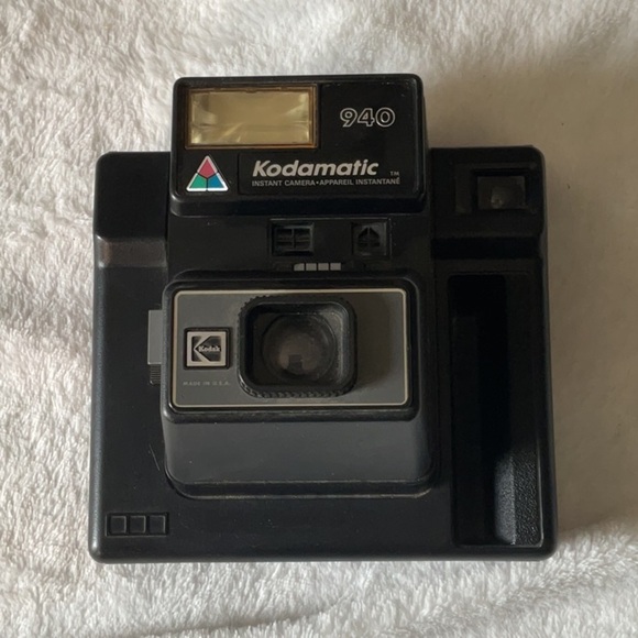 Kodak Kodamatic 940 vintage Instant Camera - Black - Picture 1 of 2